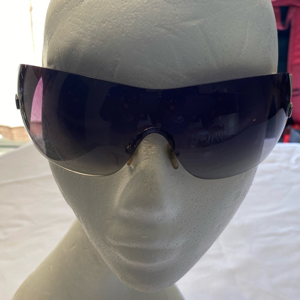 Classics unique Versace sunglasses